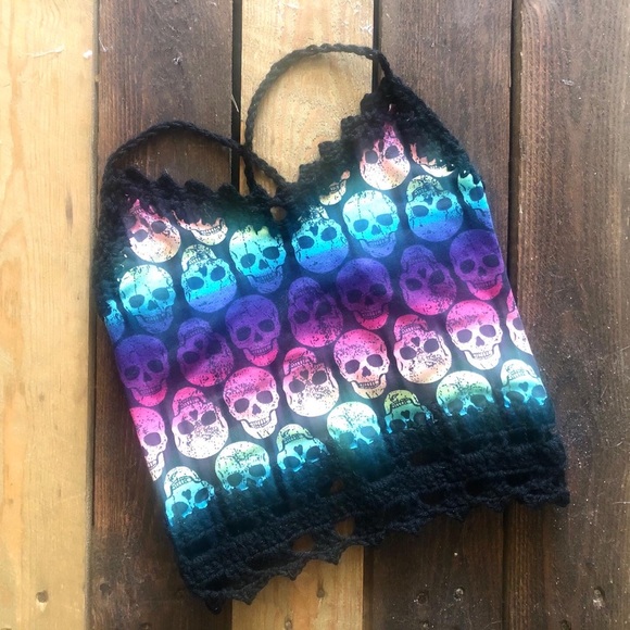 🖤 Handmade Skull Crochet Crop Top. - Picture 4 of 6
